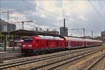 DB Diesellok 245 009 schiebt ihren Zug aus dem Bahnhof München Ost in Richtung Mühldorf. 14.05.2019 (Hans)