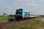 245 203 war am 15. September 2023 bei Lehnshallig auf dem Weg nach Westerland.