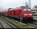 DB - Lok 92 80 1245 007-0 vor Personenzug im Badischen Bahnhof in Basel am 04.12.2022