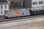 246 001 als Untersttzung von 52 8079 am Sonderzug zur Bergparade nach Annaberg-Buchholz im Bahnhof Markersbach.18.12.2011.
