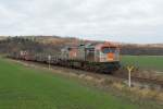 HVLE V330.4 mit Stahlzug 53921 passiert am 9 Dezember 2014 vor Ilsenburg, mit ein Stahlzug vor Ilsenburg.