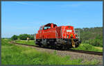 261 047-5 der DB Cargo rollt am 04.06.2021 bei Langenstein unterhalb des Hoppelberges Richtung Blankenburg, um einen Güterzug abzuholen.