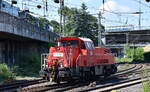 DB Cargo AG, Mainz mit ihrer  261 092-1  (NVR:  92 80 1261 092-1 D-DB ) am 13.06.23 Vorbeifahrt Bahnhof Hamburg-Harburg.