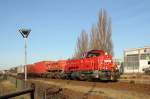 261 014-4 mit einem kurzen Nahgterzug auf dem Weg nach Magdeburg-Rothensee. Fotografiert am 28.12.2012 in Haldensleben am B Althaldensleber Str. 