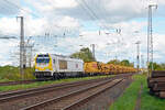 263 005 der Strabag führte am 18.04.24 einen Umbauzug durch Saarmund Richtung Potsdam.