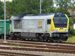 Mertz, Voith Maxima 40 CC,  9280 1264 013-4  D-MERTZ wartet mit einem Schotterzug auf ihre Weiterfahrt in Gera am 28.7.2019