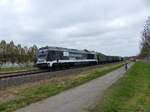 Starkenberger Maxima 009, 9280 1264 009-2 D-STARK mit einem Abraumzug auf dem Weg durch Gera am 10.4.2026