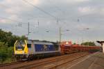 Mit einem Schttgutzug fhrt die Maxima (264 013-4) der Eisenbahngesellschaft Ostfriesland-Oldenburg (e.g.o.o.) in Richtung Magdeburg. Fotografiert am 24.06.2010 in Schnebeck (Elbe). 