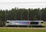 NBE 264 002-7 whrend der Entladung ihrer Wagen, am 31.05.2014 in Swinoujscie.