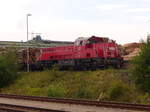 DB Cargo 265 020-8 am 03.08.2017 beim rangieren für Klausner Holz im ehemaligen Bahnhof Ebersdorf-Friesau.