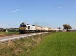 Die 247 060 mit einem Gaskesselzug am 26.10.2013 unterwegs bei Weidenbach.