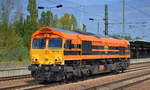 Am 04.09.19 fuhr die farblich attraktive  561-03  [NVR:  92 80 1266 040-5 D-BRLL ] der FDE - Freightliner Deutschland GmbH durch den Bahnhof Flughafen Berlin Schönefeld, allerdings ohne Anhang