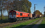 Class 66 DE 6302 von Crossrail am 24.11.2020 in Boisheim.