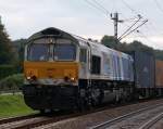 Was fr ein Sound! Da wegen des Streiks in Deutschland viele Gterzge nicht fuhren, freute ich mich besonders ber diese Class66, welche hier in Venlo in den Bahnhof einfhrt. Das Foto stammt vom 05.10.2007