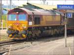 In Thionville wartete Class 66209 mit einem langen Gterzug auf Fahrtfreigabe am 22.06.08 und wieder wird der Sonderzug mit der Dampflok 5519 von dem Lokfhrer freundlich gegrt. (Hans)