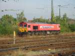 Class 66 DE672 der Firma Transpetrol am 24.9.2005 in Worms Hbf abgestellt.