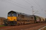 266 118 ( MRCE 653-08 ) bei Voerde am 13.04.2010