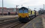 Eine Class 66 erreichte am 25.02.12 mit einem Kohlezug aus dem Tagebau Profen den Bahnhof Zeitz.