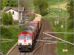 Mit einen Containerzug am Haken fhrt diese Class66 (Crossrail)nach Antwerpen.
Aufnahme am Gemmenicher Tunnel im April 2012.