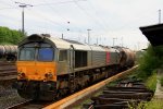 Die Class 66 DE6309 von DLC Railways steht abgestellt an der Laderampe in Aachen-West bei Wolken am 15.5.2012.