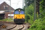 Die Class 66 PB01 und die V206 beide von der Rurtalbahn fahren als Lokzug von Aachen-West nach Montzen/Belgien bei Wolken am Abend des 17.7.2012.