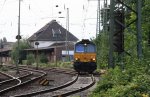 Die Class 66 DE6306 von DLC Railways rangiert in Aachen-West in der Abendstimmung am 22.8.2012.