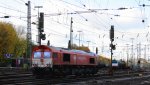 Ein Nachschuss von der Class 66 PB03  Mireille  von Crossrail kommt als Lolzug aus Montzen-Gare(B) und fhrt in Aachen-West ein bei Goldenem Novemberwetter am 11.11.2012.