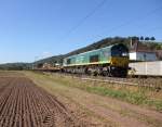 Eine EGP Class66 fuhr mir am 29.09.2012 bei Ludwigsau-Friedlos in Richtung Norden mit leeren Flachwagen vor die Linse.