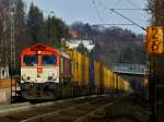  Mireille  von Crossrail, 266 018-1 hat am 13.01.2013 schwer an ihrer Last zu ziehen, als sie von Aachen West kommend die Rampe der Montzenroute nach Belgien hochfhrt.