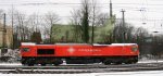 Die Class 66 PB12  Marleen  von Crossrail kommt als Lokzug aus Montzen-Gare(B) und fhrt in Aachen-West ein im Schnee am eiskalten 20.1.2013.