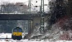 Ein Nachschuss von der Class 66 PB20 von Railtraxx BVBA rangiert auf dem Personengleis in Aachen-West bei starken Schneefall bei etwa 14 Cm Schnee am Aachener-Westbahnhof am 24.2.2013.