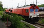 Zwei Class 66 DE6310  Griet  und die PB03  Mireille  beide von Crossrail stehen auf dem abstellgleis in Aachen-West bei Sonne Wolken am Abend vom 11.6.2013.
