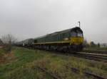 RheinCargo DE 63 mit dem DGS 95250 nach Großkorbetha, am 15.11.2013 bei der Ausfahrt in Emleben.