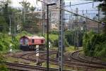 Die Class 66 DE6301  Debora  von Crossrail steht uf dem Abstellgleis in Aachen-West. 
Aufgenommen von der Treppe zur Turmstraße in Aachen bei Wolken am Nachmittag vom 4.8.2014.  