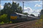 ITL CB 1001 / 266 106 mit tschechischen Faccnpps 442.3-Wagen der Fa. railco am 28.08.2014 durch die Berliner Wuhlheide