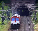 Ein Nachschuss auf die Class 66 DE6308  Anja  von Crossrail und sie fährt als Lokzug aus Aachen-West nach Montzen(B) und fährt gleich in den Gemmenicher-Tunnel hinein und fährt in