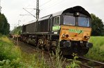 Aus dem Kaldenkirchener Bahnhof ausfahrend in den eingleisigen Abschnitt nach Dülken fahrend ist hier die Railtrax 266 118-9 mit einem Kastenzug zu sehen, kurz vorm BÜ Feldstraße.16.7.2016