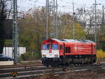 Ein Nachschuss von der Class 66 PB03  Mireille  von Crossrail fährt als Lokzug aus Aachen-West und fährt nach Montzen-Gare(B)  bei der Ausfahrt aus Aachen-West und fährt in Richtung