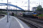Ein Blick auf die Class 66 266 035-5 von Railtraxx  sie zieht ein Güterzug aus Richtung Köln nach Aachen-West und fuhr durch Aachen-Hbf in Richtung Aachen-Schanz,Aachen-West.