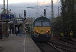 Ein Nachschuss von der Class 66 PB17 von der Rurtalbahn-Cargo fährt als Lokzug aus Aachen-West in Richtung Montzen/Belgien Montzen/Belgien .
Aufgenommen am Bahnsteig in Aachen-West. 
Bei Sonne und Wolken am Nachmittag vom 3.12.2019.