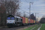 Am 23.01.2021 zog BRLL/XRAIL 266 114 einen Containerzug durch Dülken richtung Venlo.