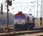 Die Class 66 DE6311   Hanna  von Crossrail rangiert in Aachen-West bei Sonnenschein am 25.3.2012.