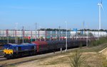 DE6607 der LWB (92 80 1266 026-4 D-BRLL) vor einem Güterzug nach Linz in Genk goederen am 21.April 2016 