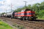 Die andere Farbversion von  CHEMION : Hier berwiegt das Rot. MaK G 1000BB mit einer KeWa-bergabe in Gremberg Gbf am 18.05.2009 .