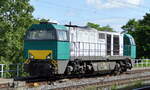 Cargo Logistik Rail-Service mit ihrer MaK G 2000 BB  272 204-9  (NVR.:  92 80 1272 204-9 D-CLR ) am 08.06.22 Durchfahrt Bf. Magdeburg Neustadt.