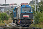 VDE 8 Komplexmaßnahme Halle Rosengarten–Angersdorf  ▶ Standort: Bahnhof Teutschenthal    Hochbetrieb am Schotterwerk Teutschenthal:  Eine letzte Tele-Aufnahme von 273 005-9 (V