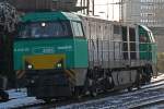 Vossloh 2006 (ex R4C) legt sich am 4.12.10 als Lz in Dsseldorf-Rath in die Kurve.Aktuell scheint die Lok von einem neuen Unternehmen getestet zu werden,da an diesem Tag und auch an dem Tag davor gleich vier Leute im Fhrerhaus versammelt waren