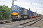 Am 18.7.2011 zieht DH754 einen Containerzug durch Ratingen-Lintorf.