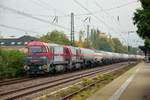 G 2000BB vossloh von Rail Partner mit Kesselzug in Hilden, Oktober 2020.