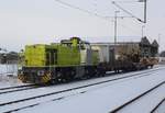 1 275 119-6 D-LOCON vor kurzem Bauzug in Züssow am 10.02.2021 - vom Bahnsteig aus aufgenommen - Bauzug der DB Bahnbau Gruppe